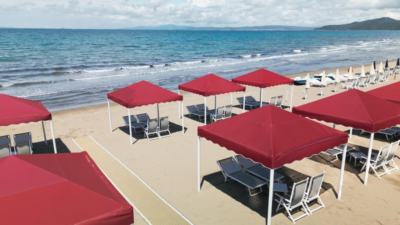 Cala Beach Resort Пунта Ала Екстериор снимка